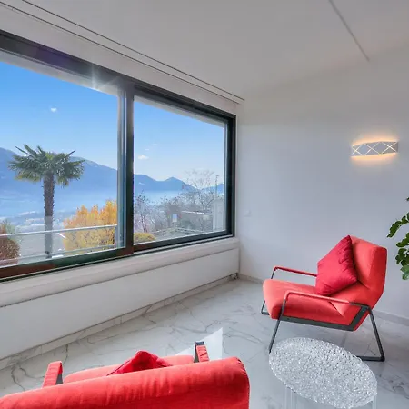 Apartment Wonderful Blick - Happy